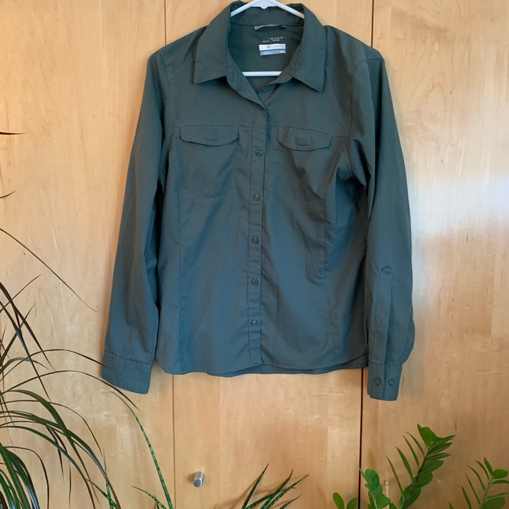 Green Columbia Button Up Sun Shirt